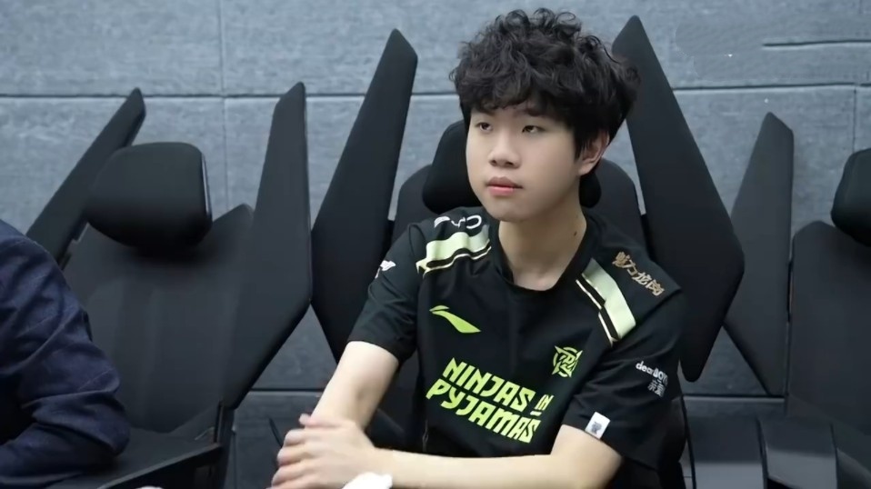 透明且高可 透明且高可