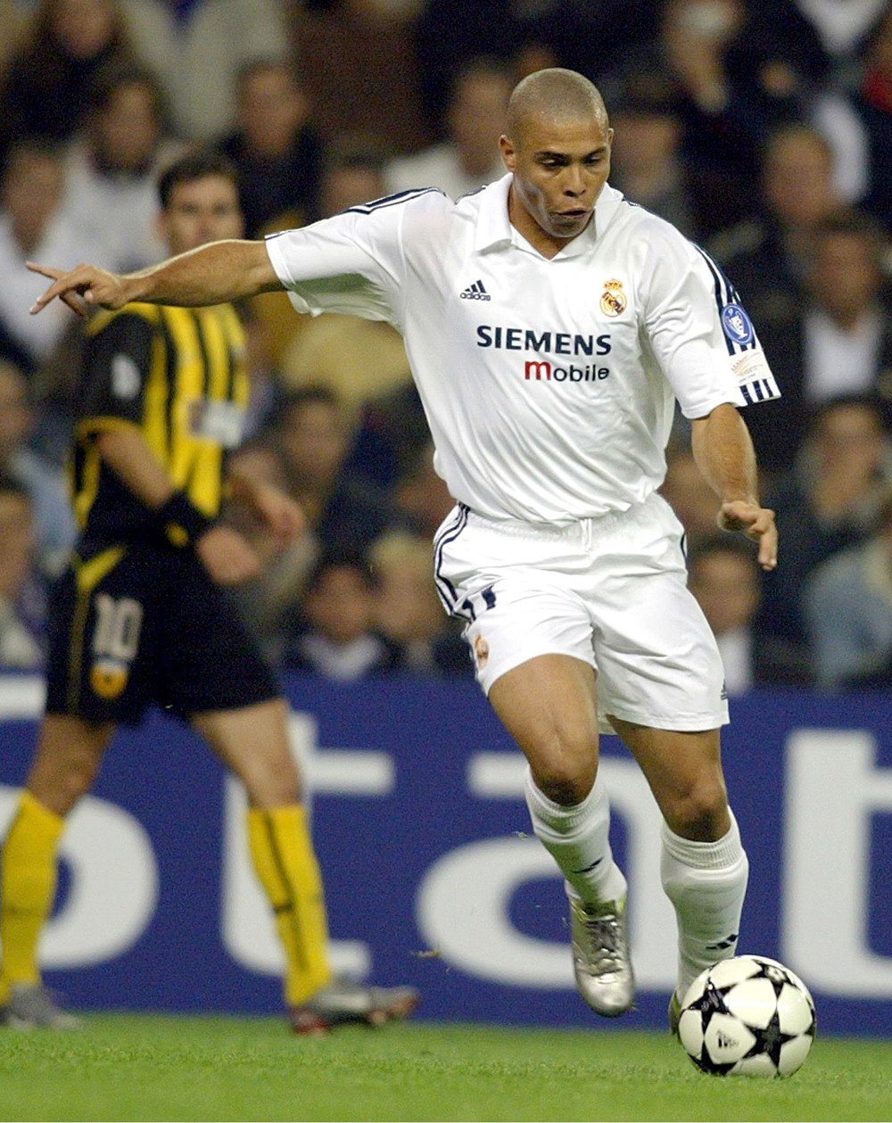 内的脚下处 内的脚下处